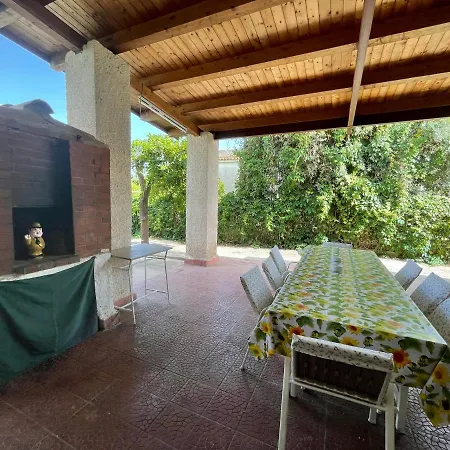 Villa Tania Calabernardo
